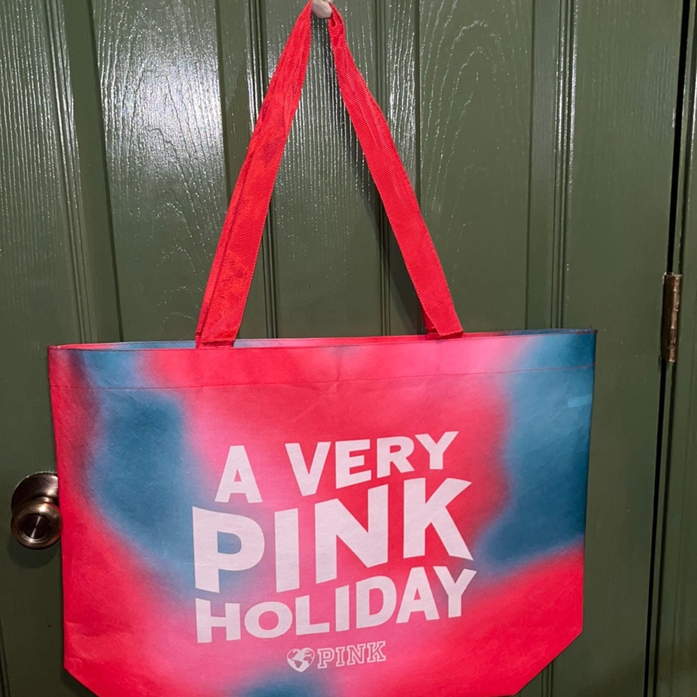 1 Victoria’s Secret Pink A Very Pink Holiday Reusable Shopping Tote Bag